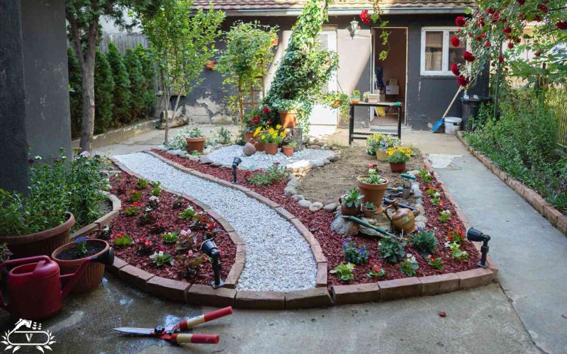 طراحی باغچه حیاط خانه + عکس انواع سبک 1 طراحی باغچه حیاط